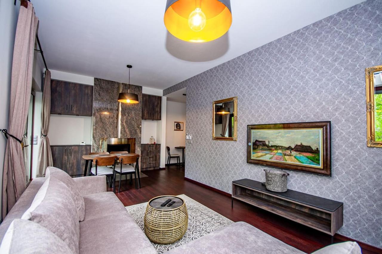 Inpoint 2-Bedrooms Apartment With Private Garden And Free Parking Krakow Bagian luar foto