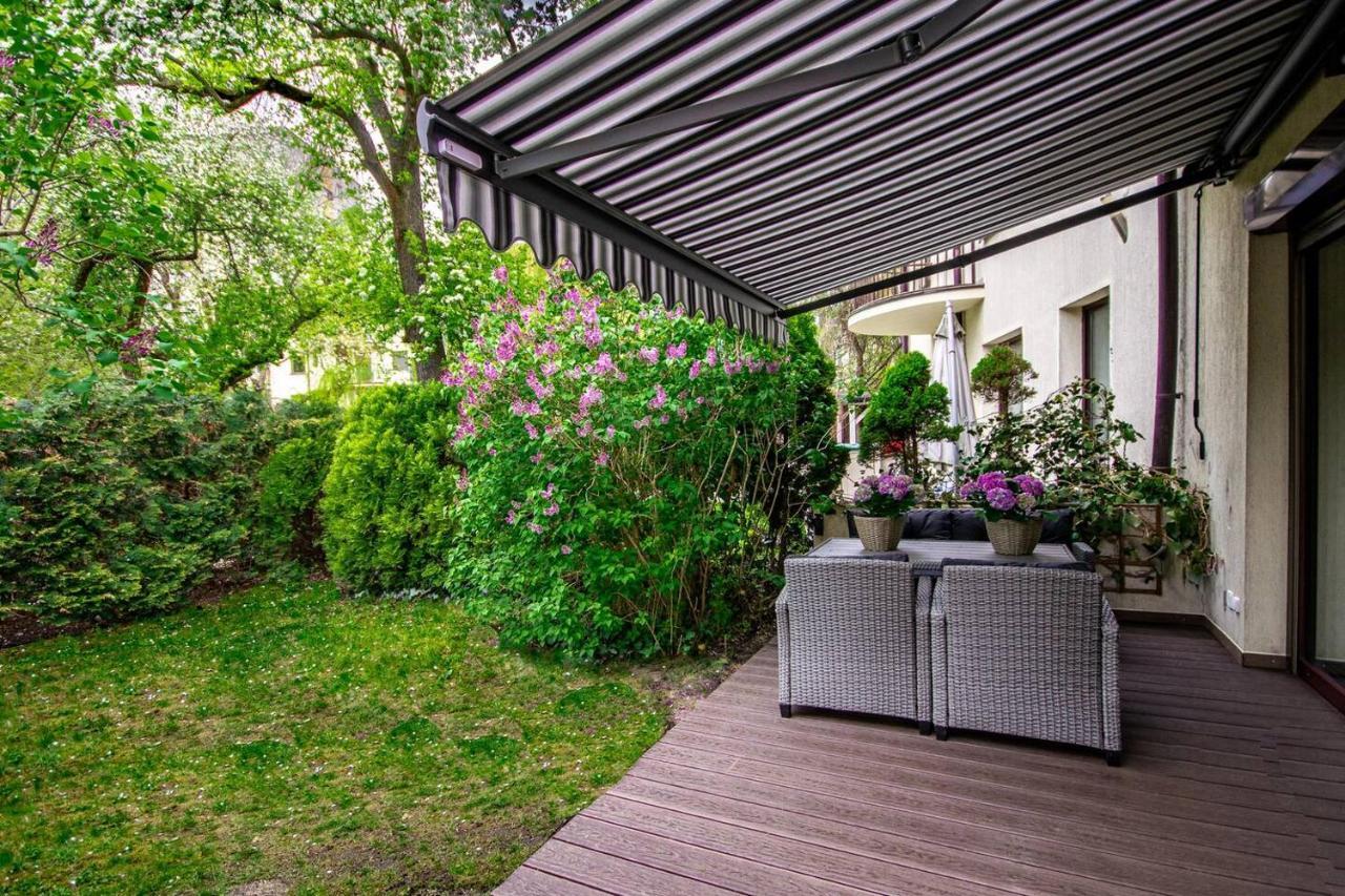 Inpoint 2-Bedrooms Apartment With Private Garden And Free Parking Krakow Bagian luar foto